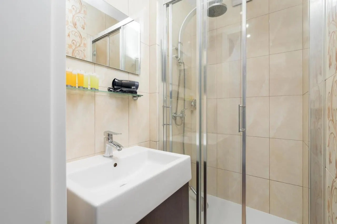 Chmielna City View Studio Apartment Warsaw Poland